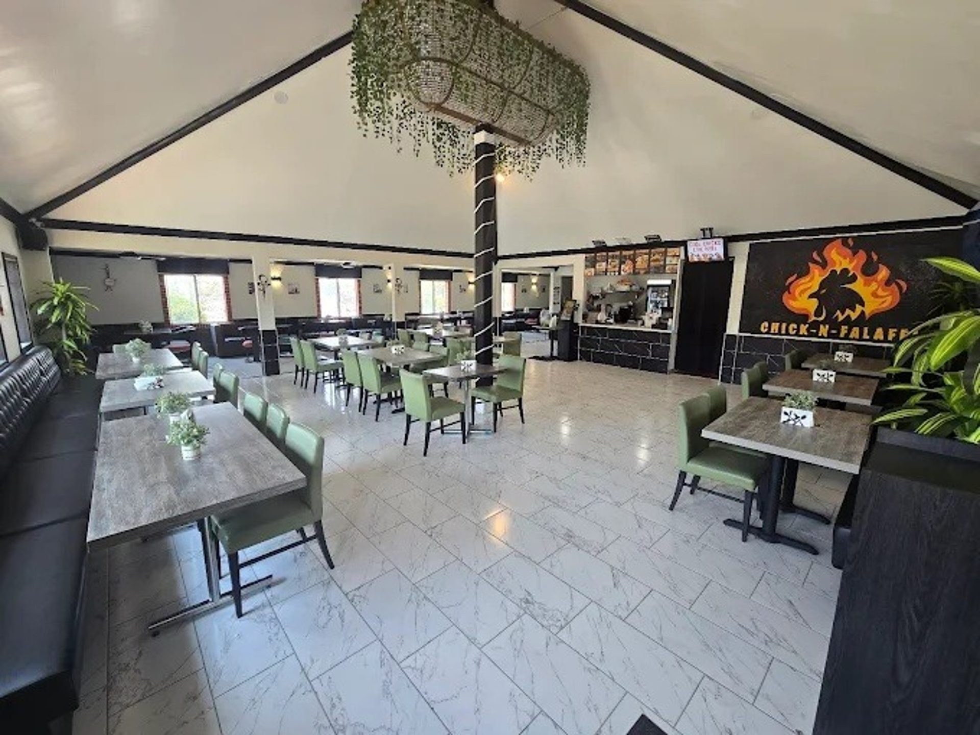 A Relaxed Dining Space With Genuine Hospitality